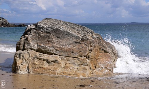 Wave and rock - Vague et rocher