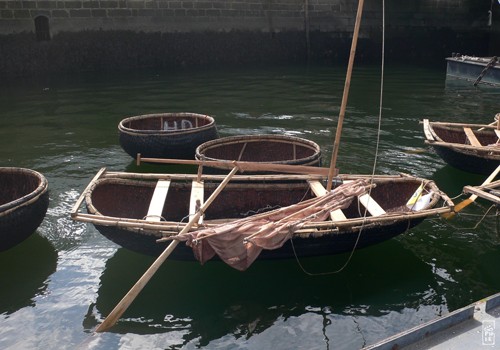 Vietnamese boats - Bateaux vietnamiens