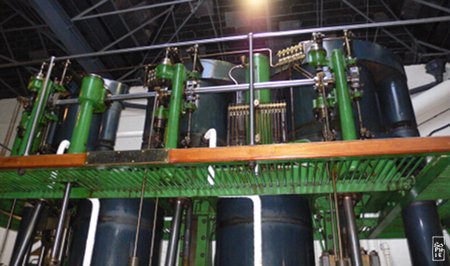 Triple expansion engine - Machine à triple expansion